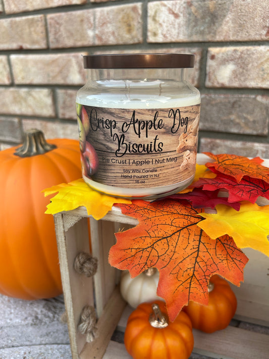 Crisp Apple Dog Biscuits 16oz Soy Wax Candle