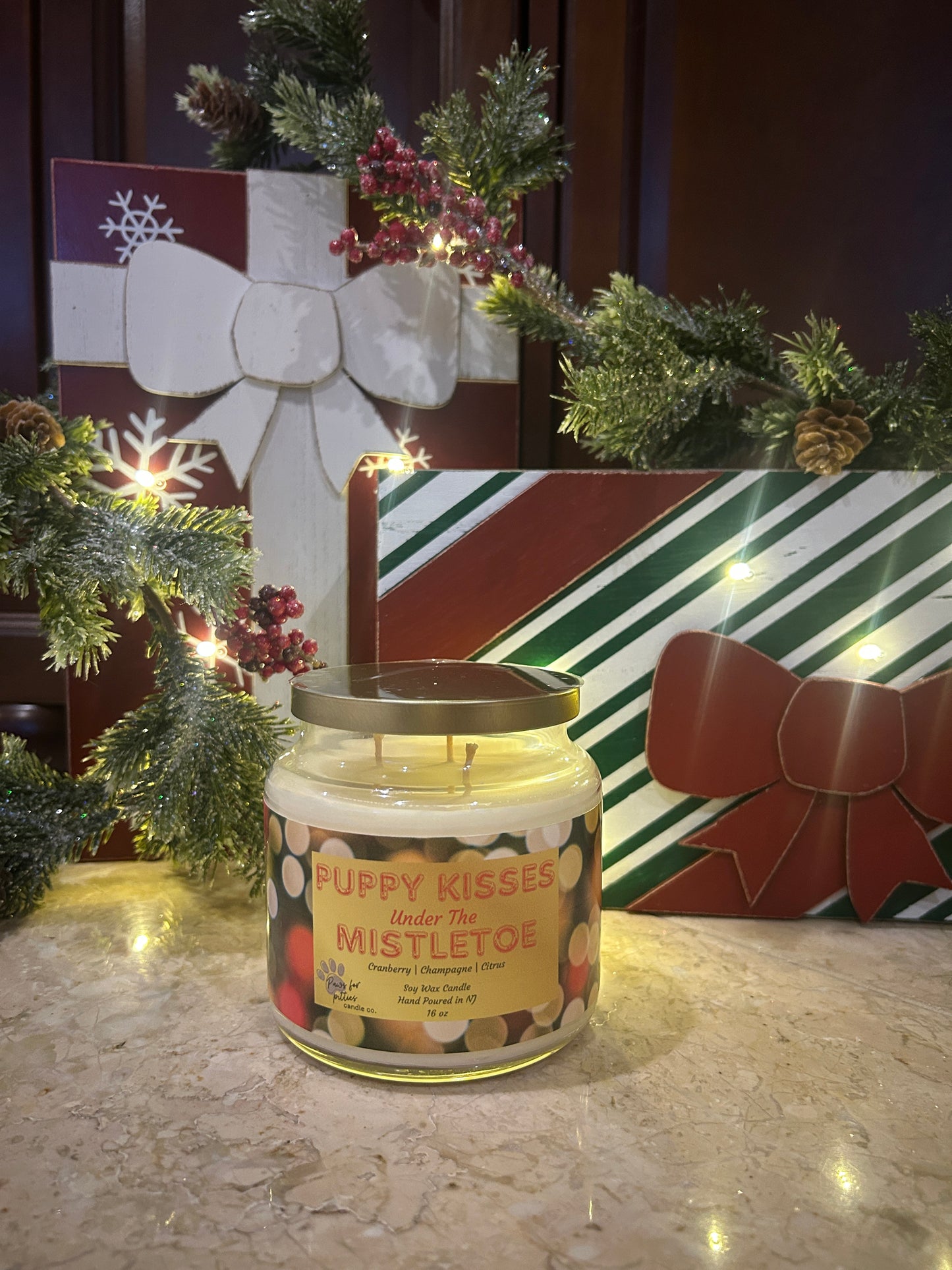 Puppy Kisses Under the Mistletoe 16oz Soy Wax Candle